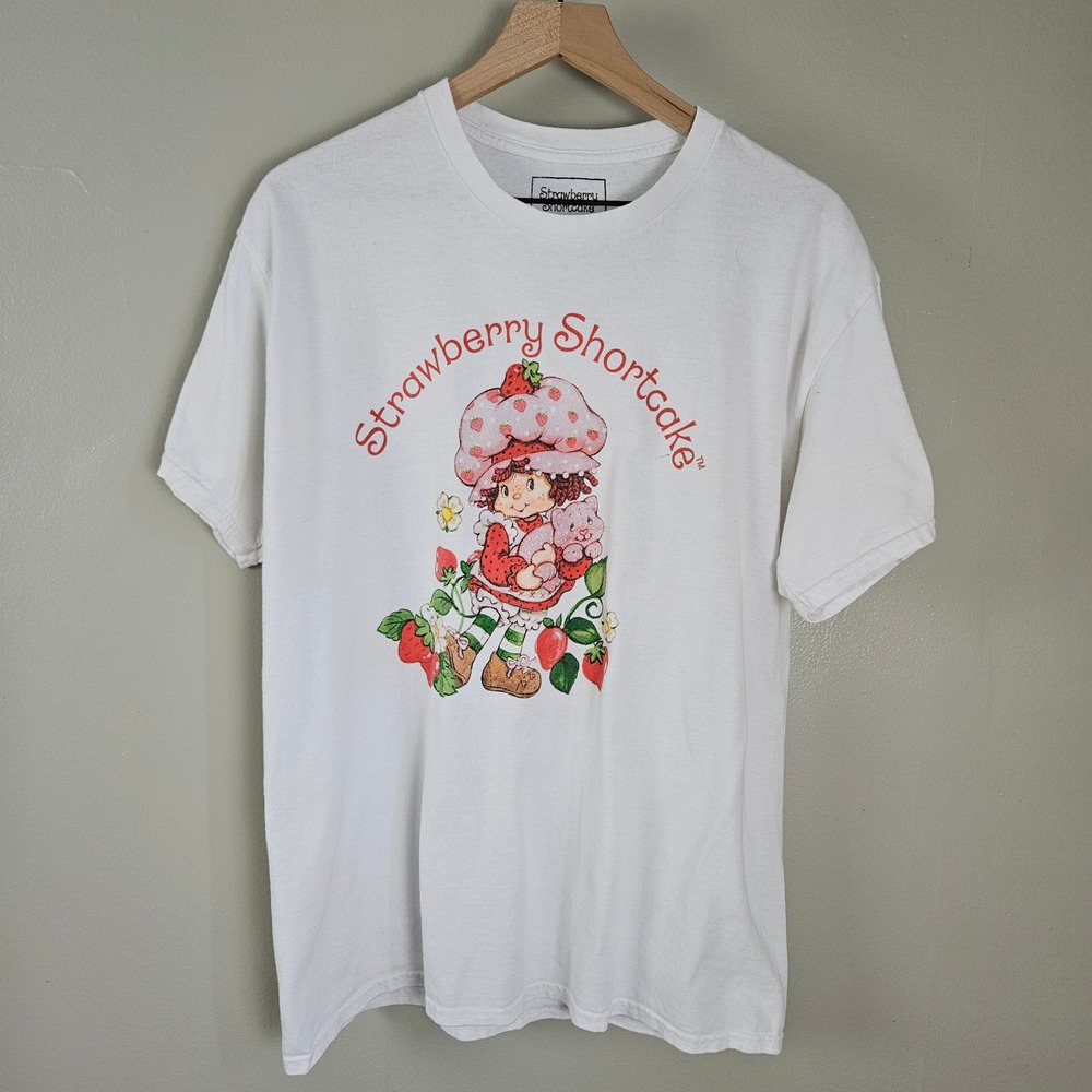 WildBrain Strawberry Shortcake Graphic Tee Sz L White Red Pink‎ Short Sleeve